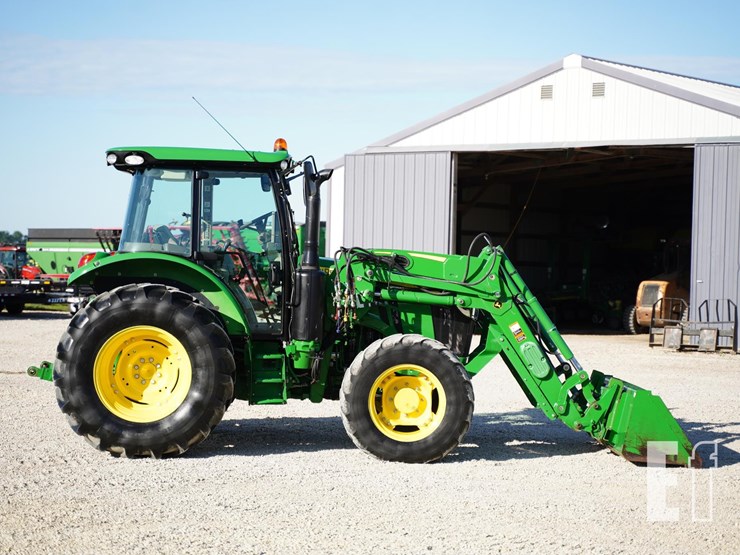 2017-john-deere-5090r-image-4