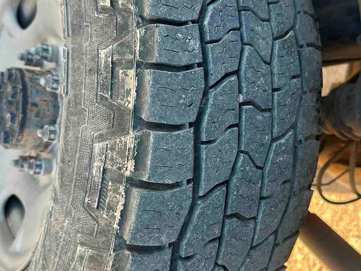 2018-chevrolet-2500-image-5