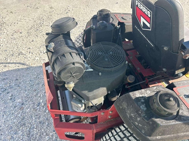 ferris-52in-zero-turn-mower-image-7