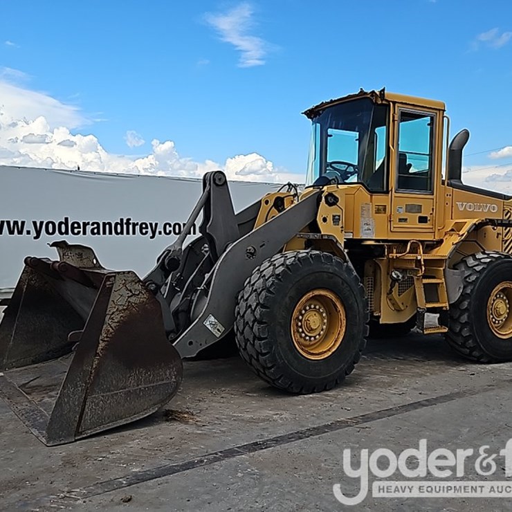 2005 VOLVO L90E