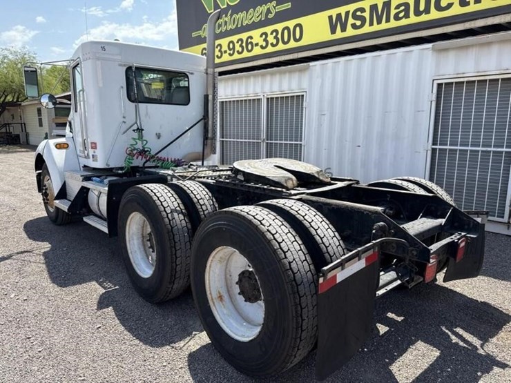 2006-kenworth-t300-image-7