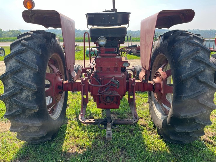 farmall-656-image-6