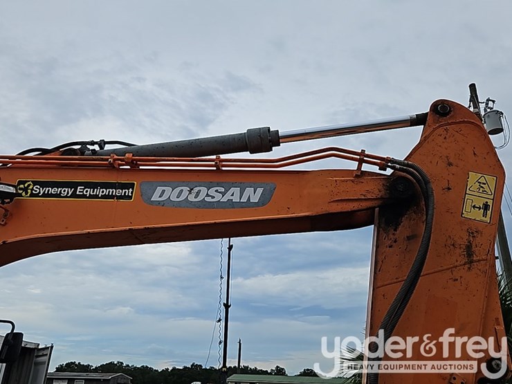 2017-doosan-dx140-lcr-5-image-14
