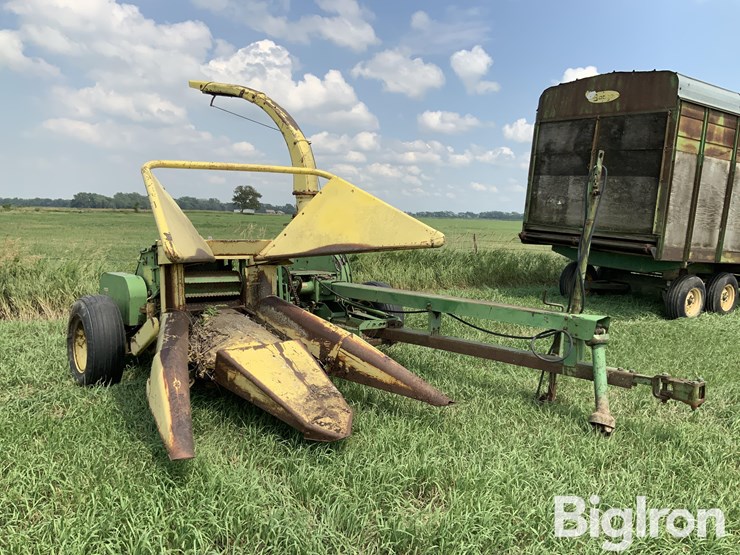 1976-john-deere-3800-image-3