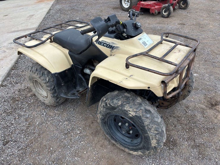 1999-honda-250-4-wheeler-image-2