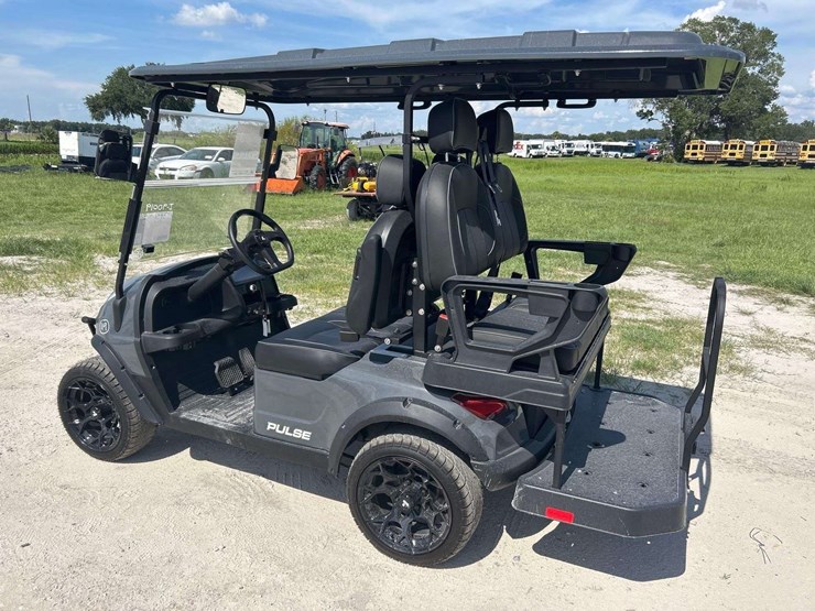 2024-bintelli-activev-pulse-electric-golf-cart-image-4
