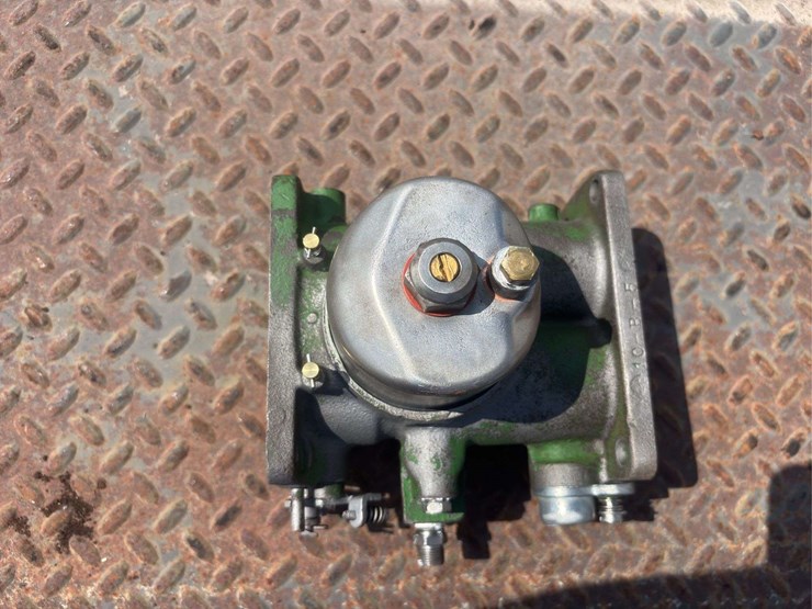 marvel-schebler-duplex-dltx-94-carburetor-image-7