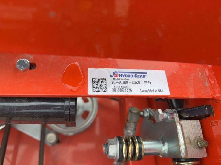 2023-bad-boy-724cc-magnum-zero-turn-mower-image-25