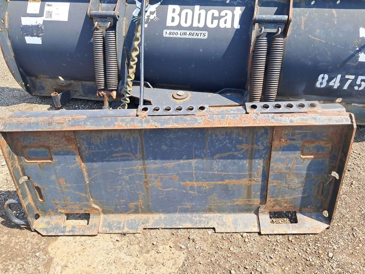 bobcat-84"-hydraulic-angle-snow-plow-image-2