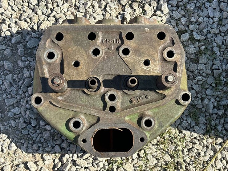 john-deere-model-g-head-image-1