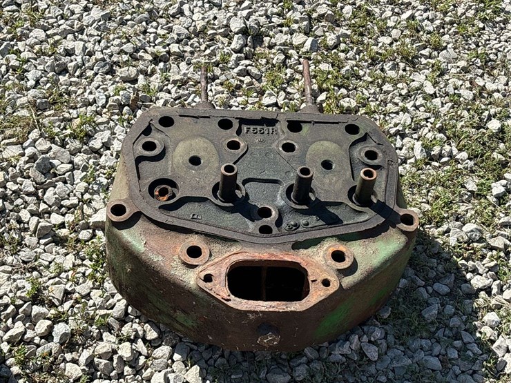 john-deere-model-g-head-image-5