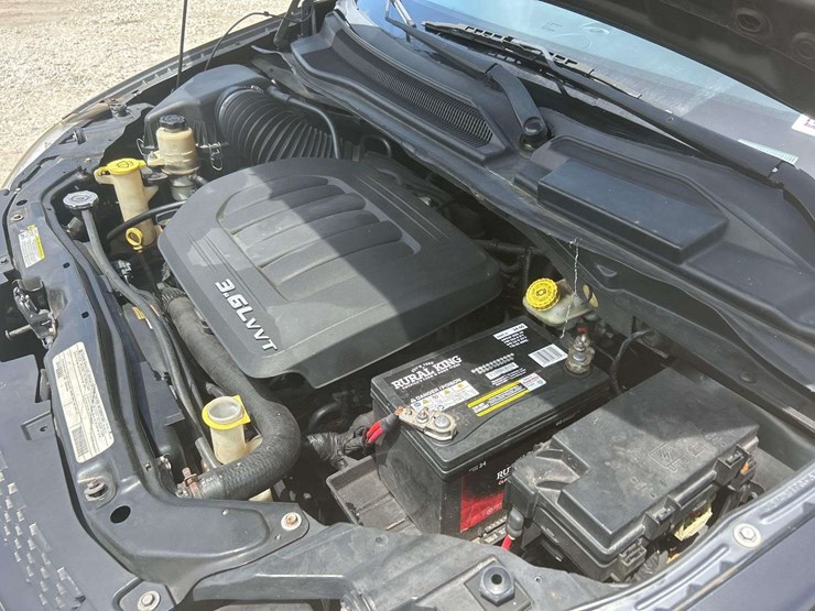 2012-dodge-grand-caravan-image-8