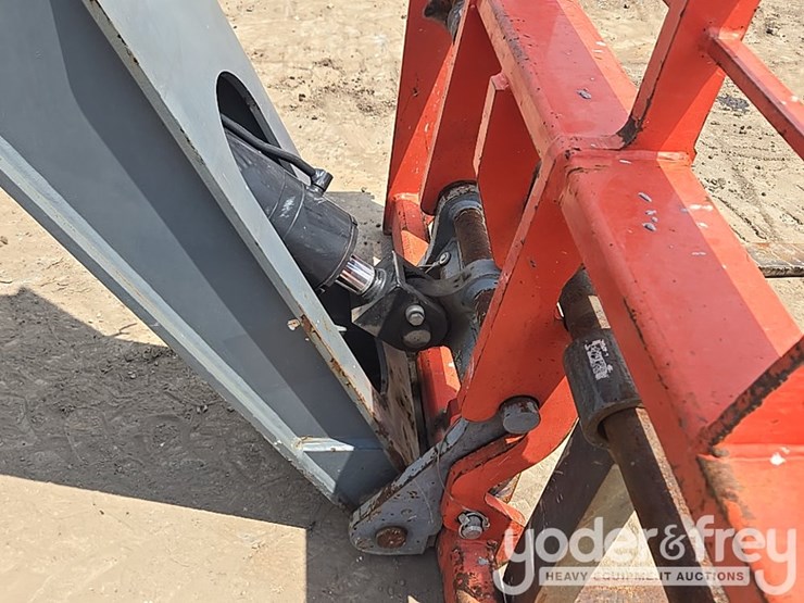 2018-skyjack-sj1256ths-image-31