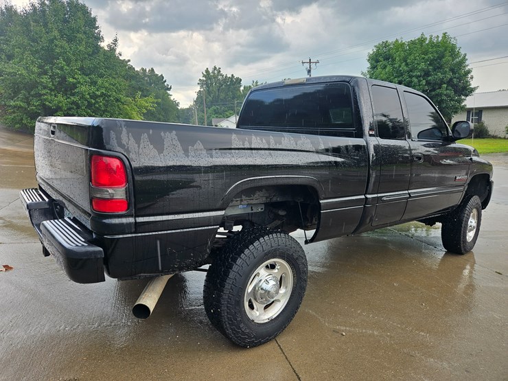 #18968-•-2002-dodge-ram-2500-pickup-truck-image-60