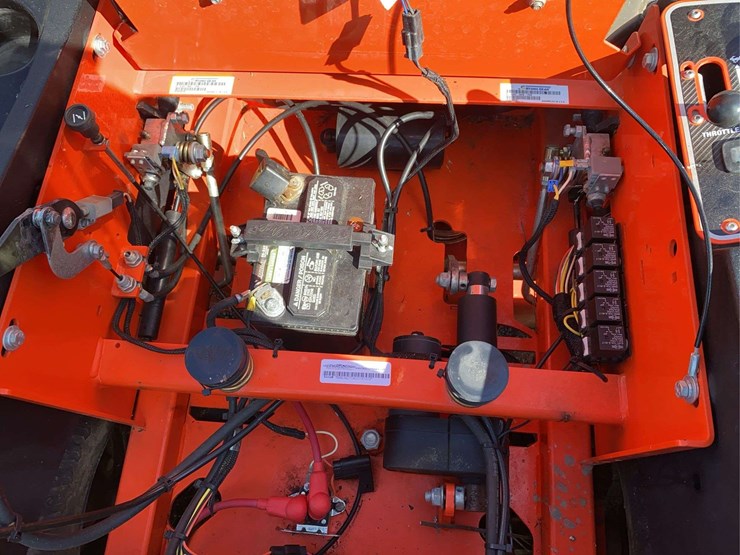 bad-boy-maverick-zero-turn-mower-image-22
