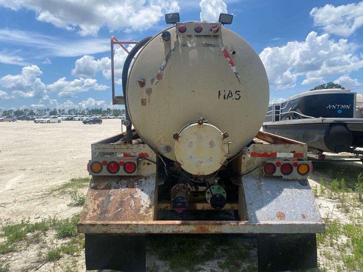 2005-superior-trailers-vt130-t/a-vacuum-trailer-image-15