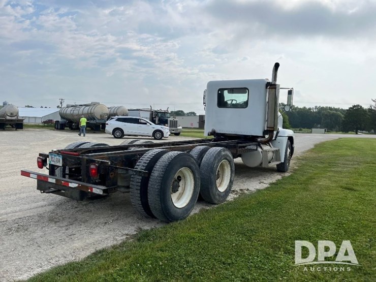 1993-freightliner-truck-(jn2646,-unit-42339)-image-13