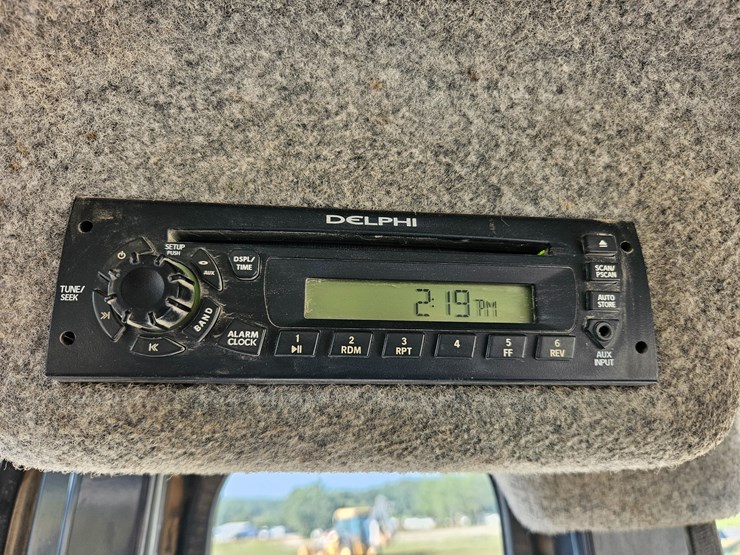 2012-deere-310sk-image-65
