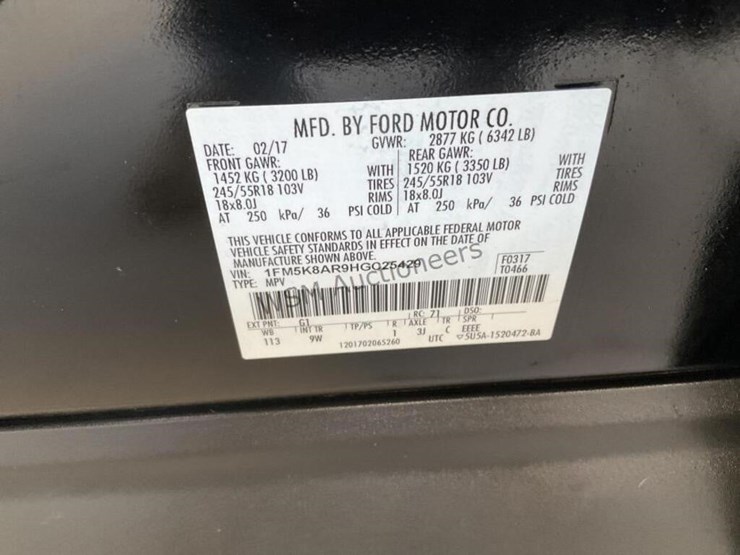 2017-ford-explorer-image-14