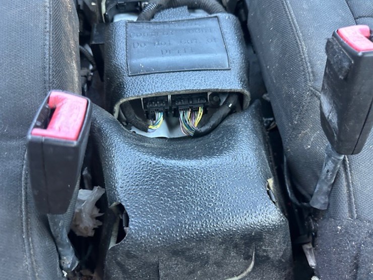 #23002-•-2017-ford-taurus-image-38