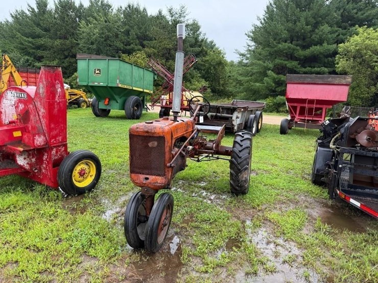 allis-chalmers-ca-tractor-image-2