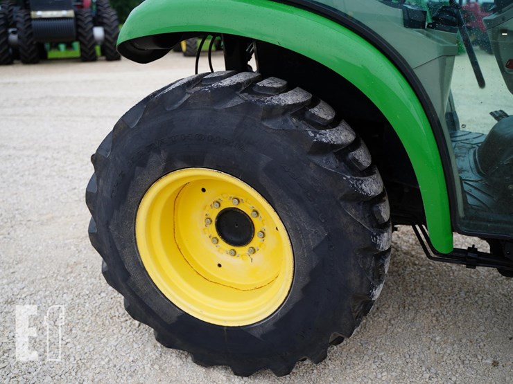 2007-john-deere-3320-image-25