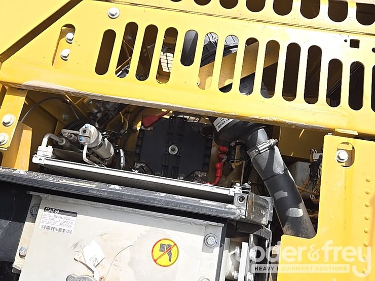 2019-caterpillar-313fl-image-48