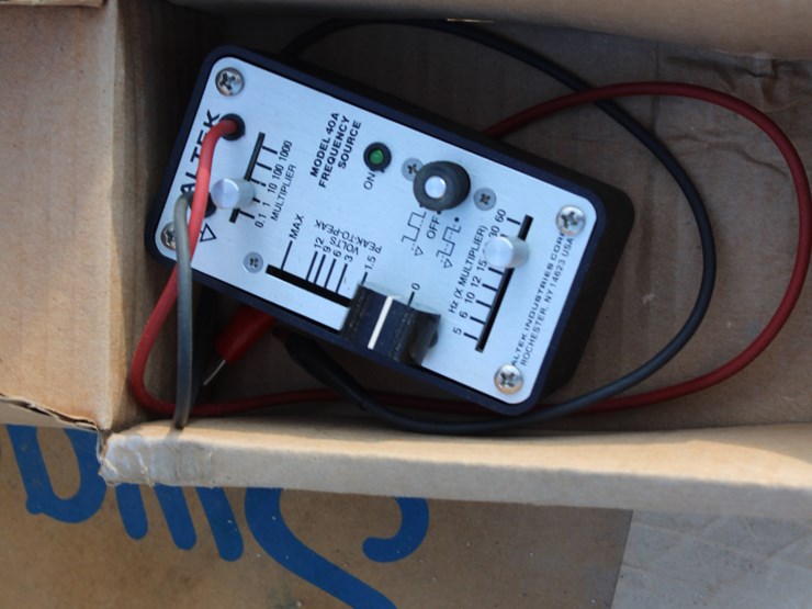 #1036-•-misc-gauges,-transmitters,-and-repair-kit-image-8