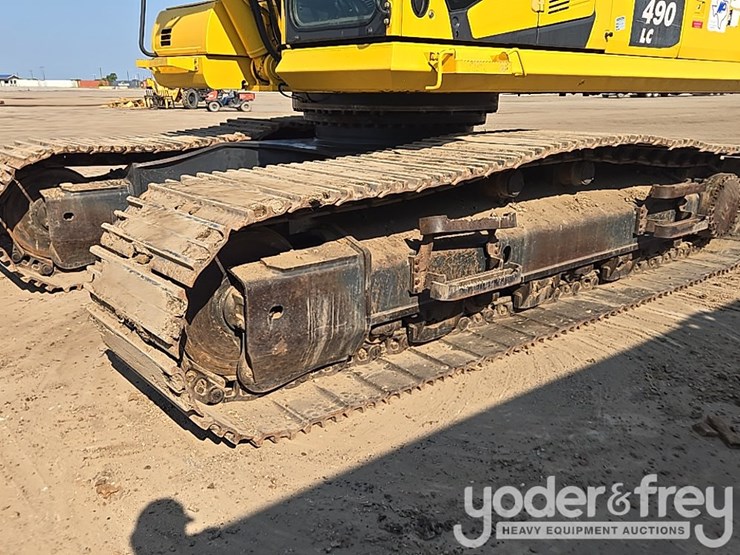 2021-komatsu-pc490-lc-11-image-13
