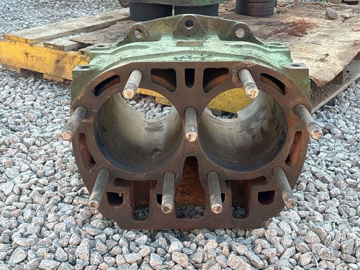 john-deere-model-g-block-image-9