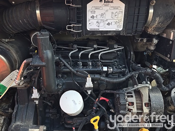 2019-bobcat-t590-image-35