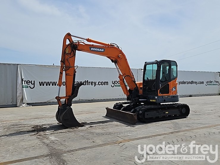 2022-doosan-dx85r-3-image-2
