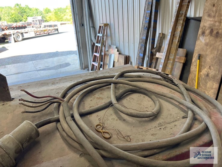 eight-pack-welder-number-two.-serial-#-ka784830.-four-out-of-eight-welders-worked-last-time-it-was-image-11