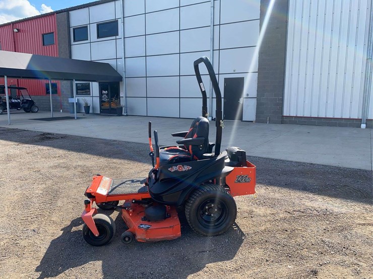 bad-boy-maverick-zero-turn-mower-image-6