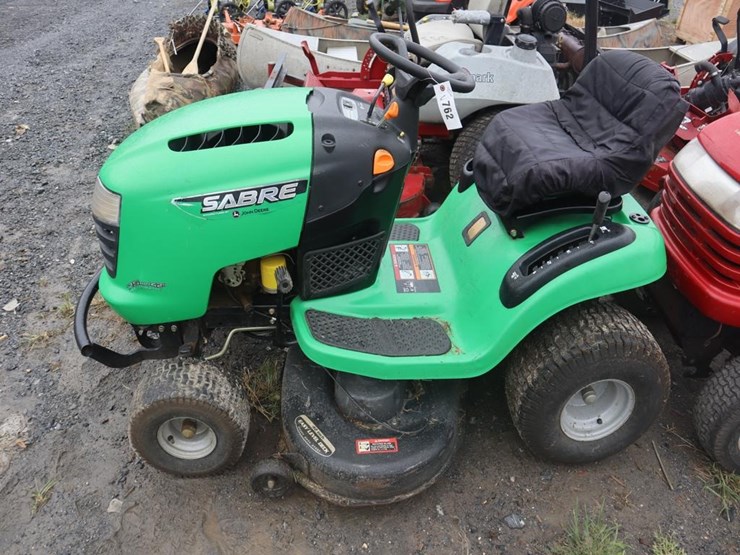 sabre-l&g-tractor-image-5