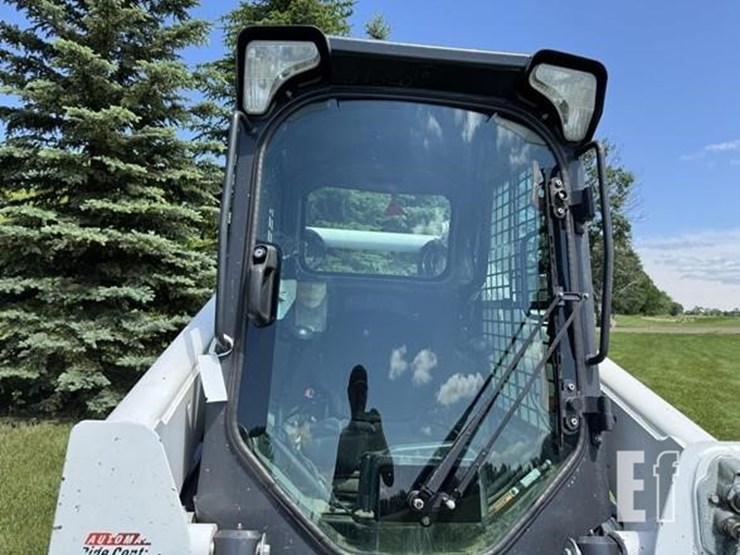 2019-bobcat-t770-image-15