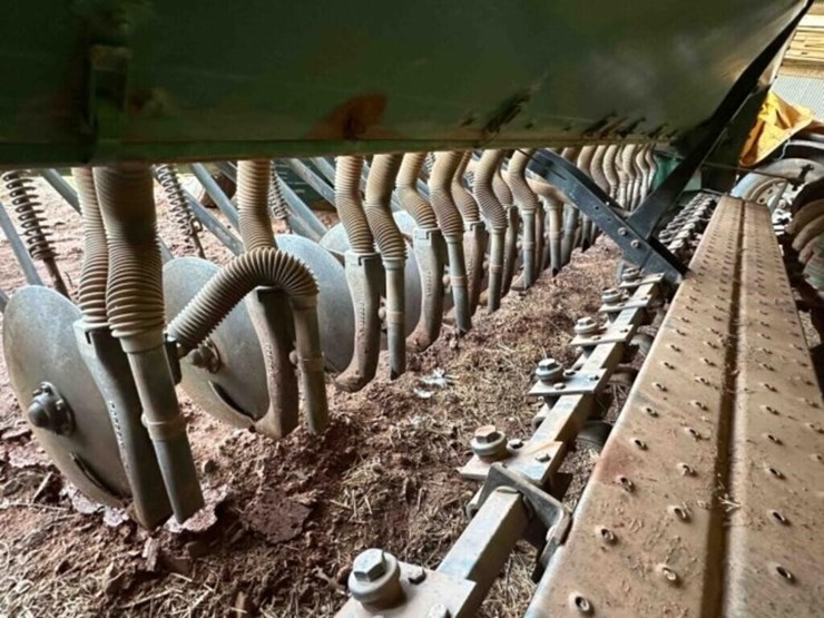 john-deere-8350-image-10
