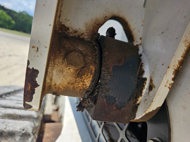 2019-bobcat-t870-image-66