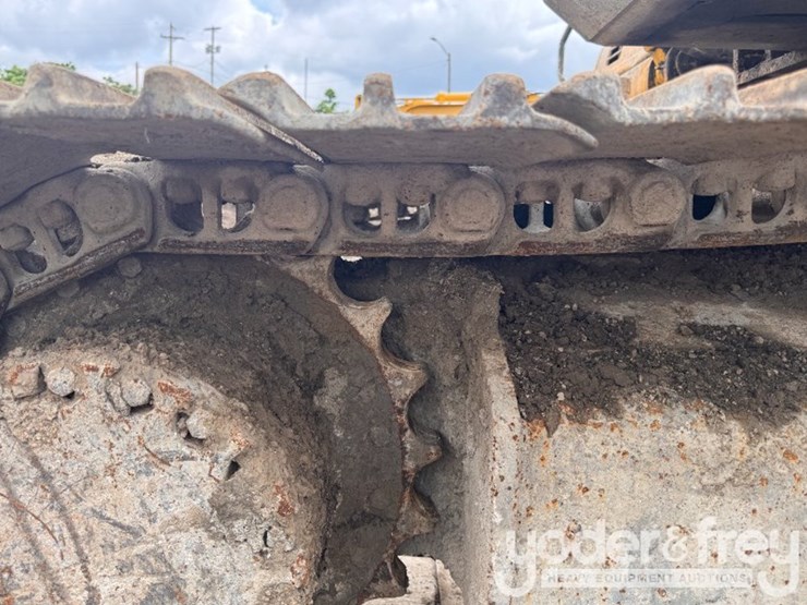 2006-komatsu-pc200-lc-7-image-13