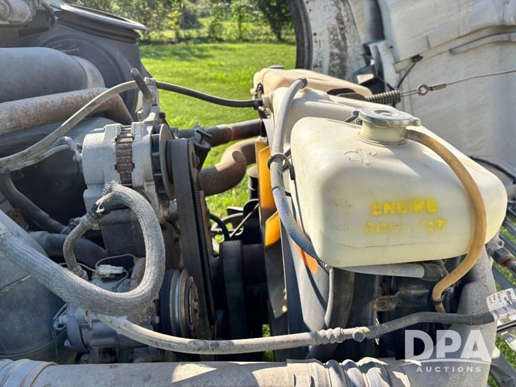 2000-sterling-dry-tender-truck-(gp11245,-unit-123831)-image-72