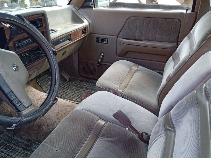 1991-dodge-dakota-image-8