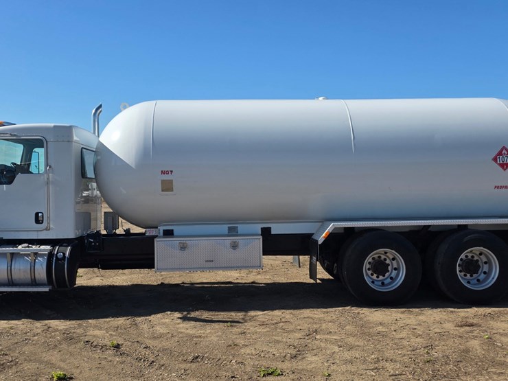 2012-kenworth-t370-image-8