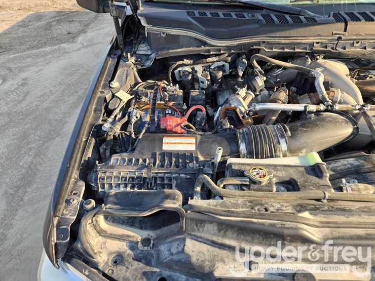 2022-ford-f350-xl-image-24