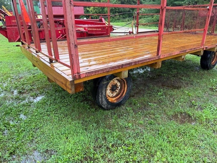 9x16'-hay-rack-on-gear-image-7