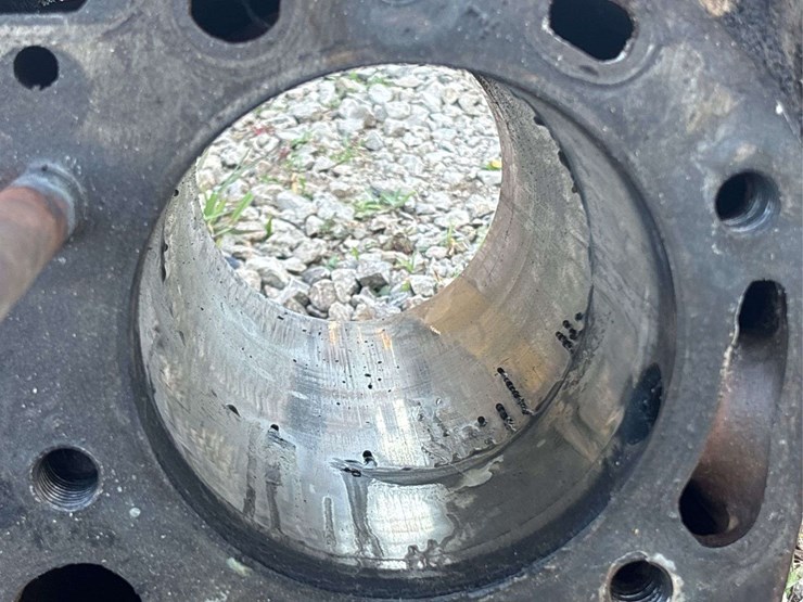 john-deere-model-70-block-image-11
