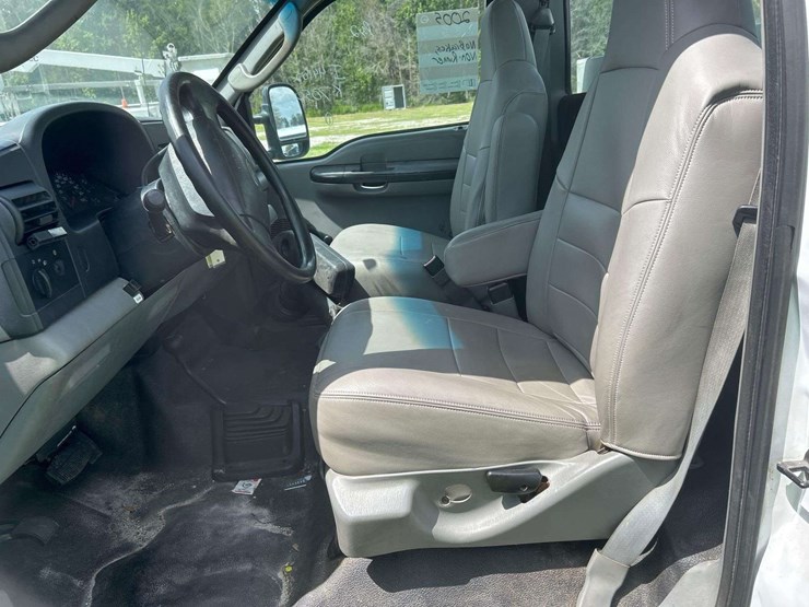 2005-ford-f250-image-11