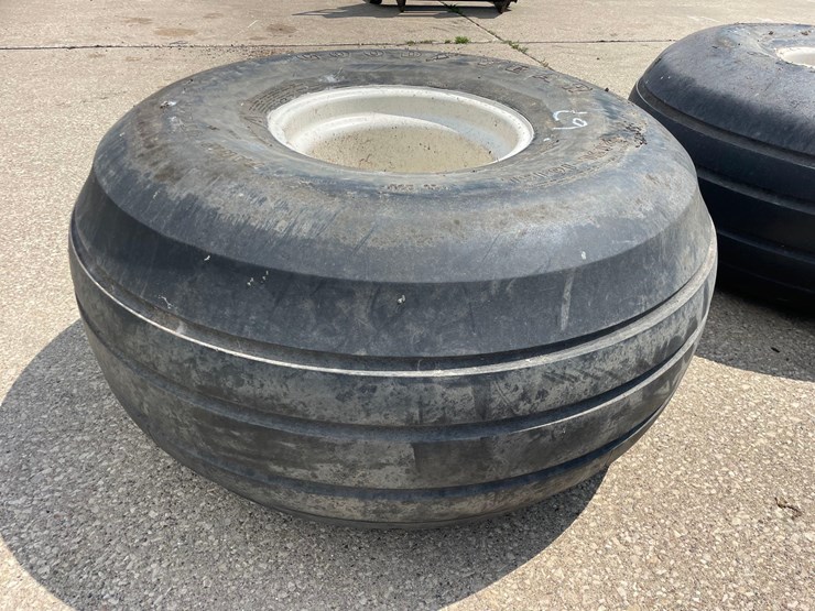 3-goodyear-21.5l-16-wagon-tires-image-5