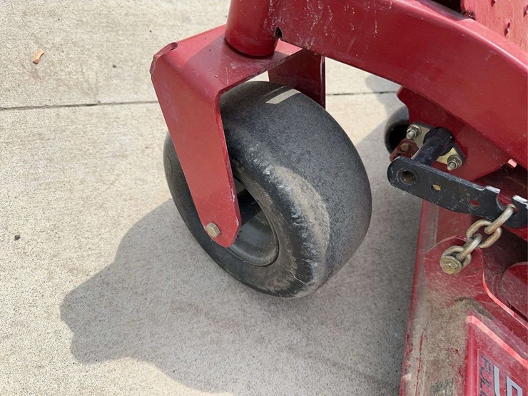 toro-titan-mx5400-zero-turn-mower-image-6