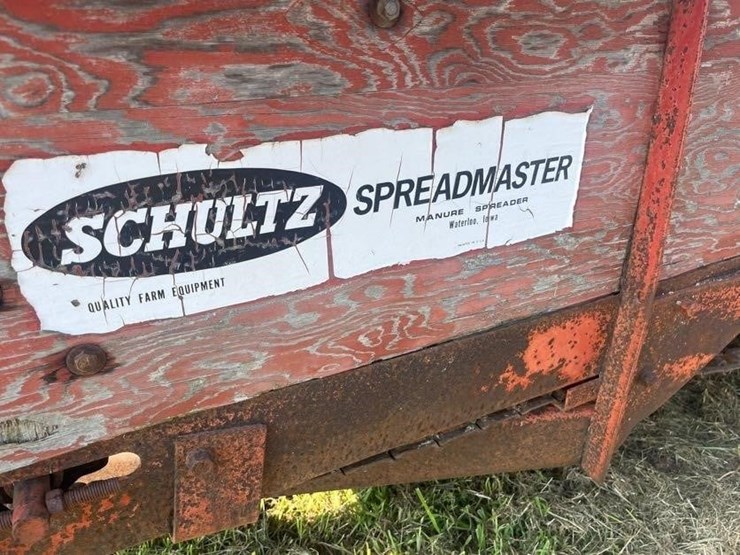 schultz-spreadmaster-manure-spreader-image-7
