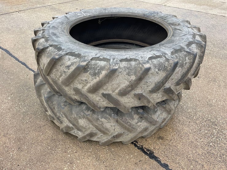 2-michelin-380/85r34-tractor-tires-image-2
